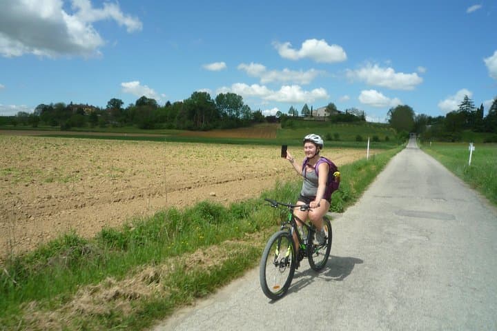 Tuscan Countryside Bike Tour & Saffron Food Tasting Near Florence photo 5