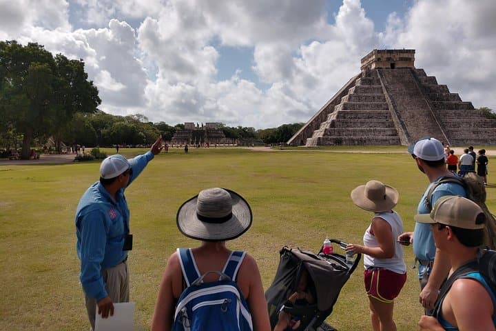 Private Chichen Itza Tour from Mérida — Kukulcán, Cenote Ik Kil & Yucatecan Lunch