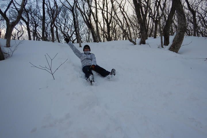 First Snow Play & Beginner Snowshoe on Nasu Plateau photo 4