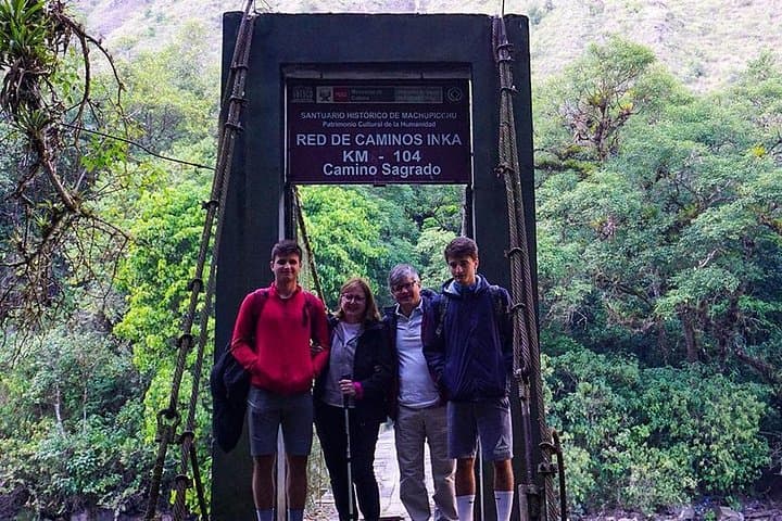 Short Inca Trail 2-Day Trek to Machu Picchu: Sun Gate & Wiñaywayna photo 1