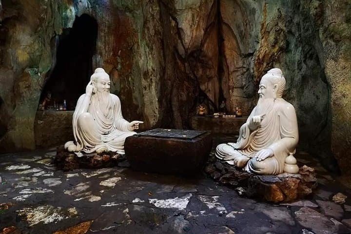 Da Nang After Dark: Marble Mountains, Son Tra’s Giant Buddha & Dragon Bridge Night Tour photo 4