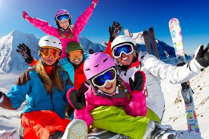 Gulmarg Snow Skiing: Five-Day Ski Adventure on Kashmir’s Gondola and Afarwat Slopes photo 1