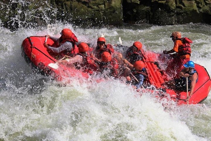 High-Water Zambezi Rafting in Batoka Gorge: Livingstone's Ultimate White-Water Run photo 3