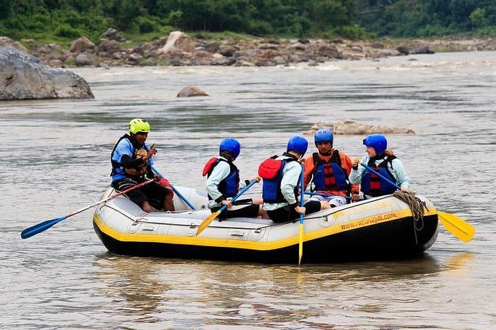 Trishuli River Rafting from Kathmandu: Full-Day Whitewater Trip with Resort Stay