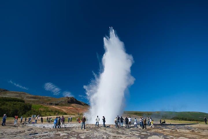Private Golden Circle Classic Tour from Reykjavik — Guide to Þingvellir, Geysir, Gullfoss & Kerid photo 3