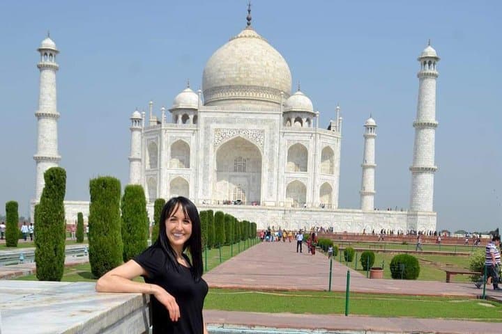 Gatimaan Train Taj Mahal Day Trip from Delhi — Fast-Train Private Guided Visit photo 6