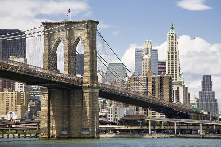 Explore New York by Subway and Bus: Private Guided City Orientation photo 2