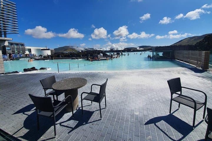 Reykjanes Peninsula Day Tour: Blue Lagoon, Gunnuhver & Bridge Between Continents