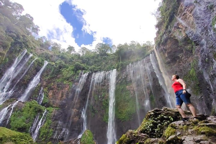 3-Day Tumpaksewu, Bromo & Ijen Adventure from Malang: Volcanoes, Waterfall & Blue Fire photo 1