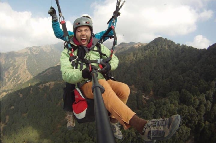 Paragliding Over Bogotá: 20-Minute Tandem Flight from Sopó