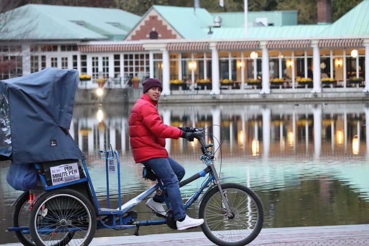 Central Park Happy Hour Pedicab Tour — 60-Min Scenic Ride with Guide & Stops
