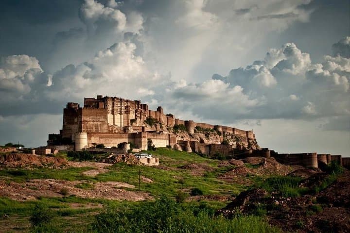 9-Day Rajasthan Overland: Jaipur to Udaipur — Forts, Desert & Lakes photo 6