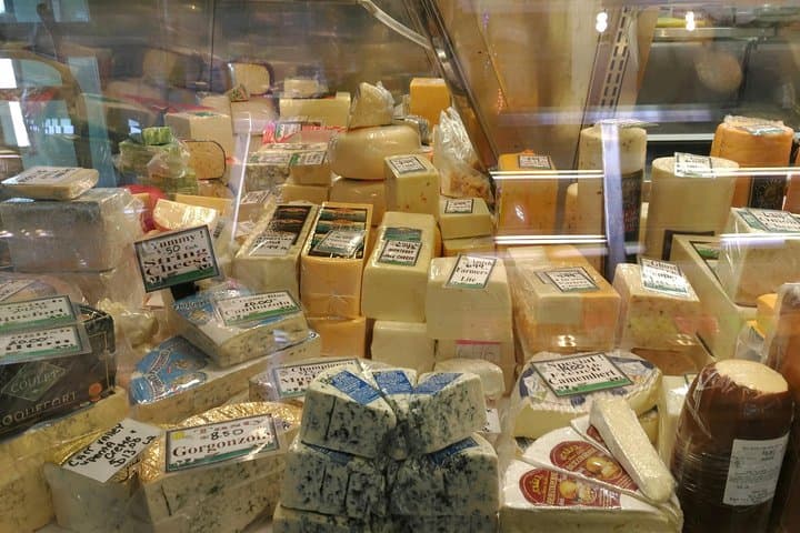 food-and-city-tour-the-sights-and-stories-of-cleveland photo 5
