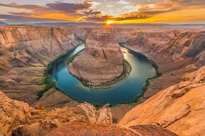 Secret Antelope Canyon & Private Horseshoe Bend Tour — 4x4 Off-Road Adventure from Page, AZ