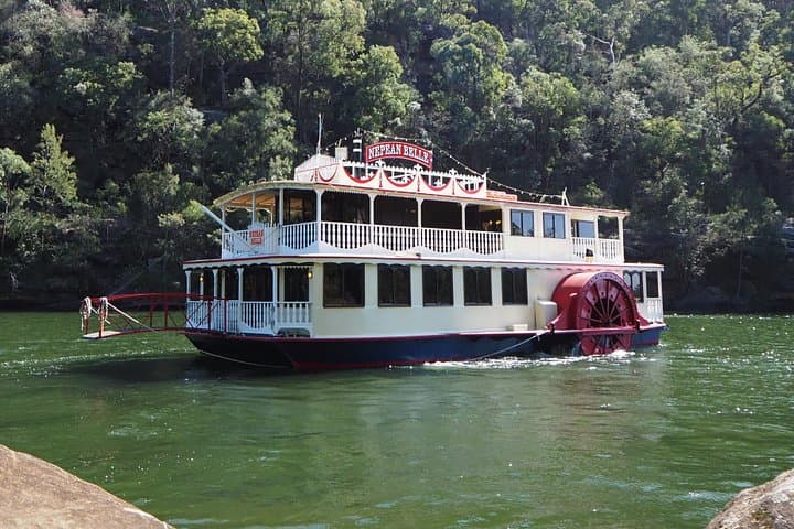 Morning Paddlewheeler Cruise on the Nepean Gorge — Blue Mountains River Cruise with Devonshire Tea