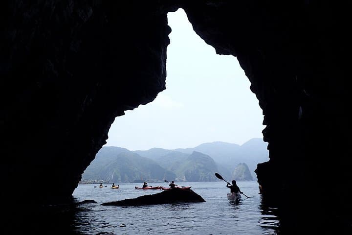 Sea Kayak Izu Peninsula: Paddle Caves & Snorkel in a UNESCO Geopark photo 3
