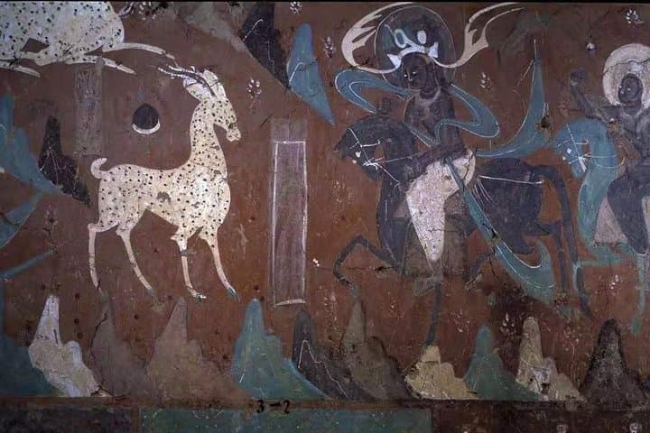 5-Day VIP Silk Road Trip from Dunhuang: Mogao Caves, Yumen Pass & Crescent Moon Spring photo 4