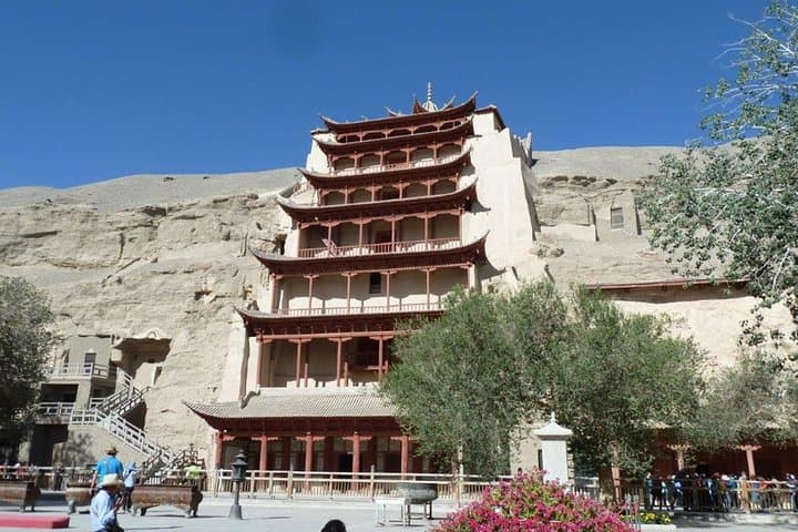 3-Day Silk Road Highlights: Mogao Caves, Crescent Lake & Yumen Pass photo 4