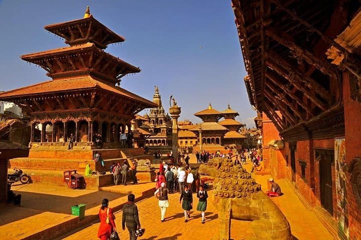 10-Day Nepal Highlights: Kathmandu, Chitwan, Lumbini & Pokhara Tour photo 3