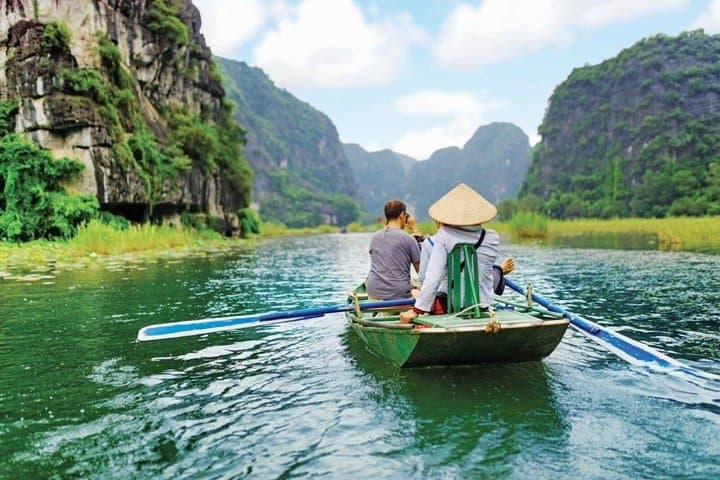 Ninh Binh Day Trip from Hanoi: Trang An, Mua Cave & Tam Coc in One Day photo 2