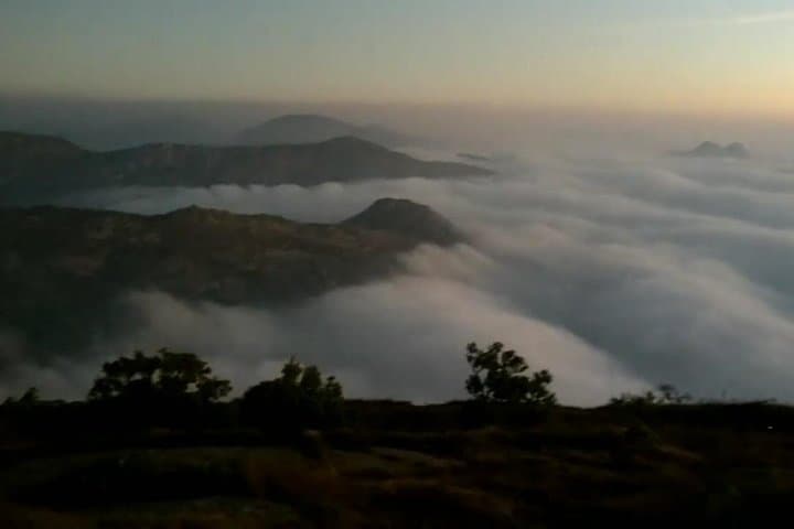 Skandagiri Camping and Sunrise Trek: Overnight Camp and Pre-Dawn Summit photo 4