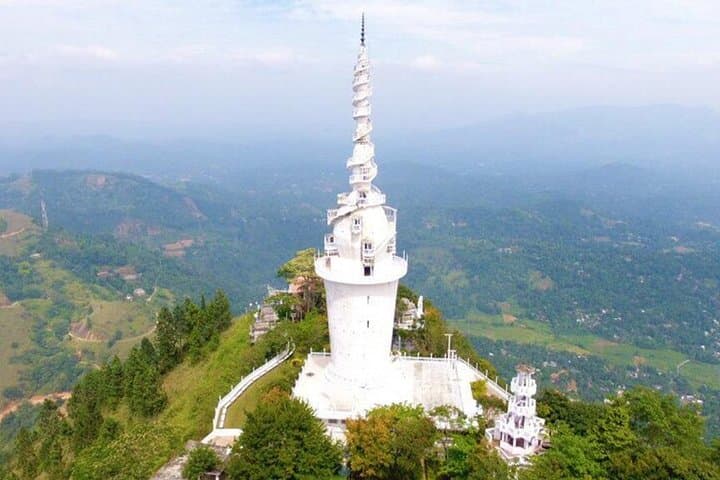 Ambuluwawa Day Tour: Hike the Tower, Twin Ponds & Views Near Kandy