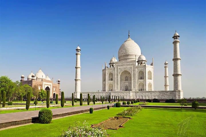 Overnight Agra Tour from Hyderabad: Sunrise at the Taj Mahal & Agra Fort photo 5