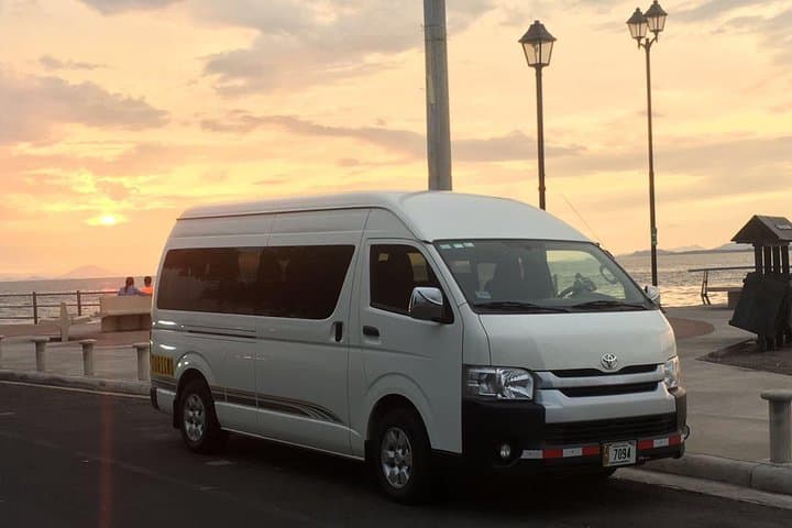 Private Shuttle San Jose to Caldera — Comfortable Transfer to Costa Rica’s Pacific Coast