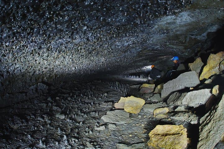 Hot and Cold G-Spots Challenge: Reykjavik Caves and Geothermal River Adventure photo 4