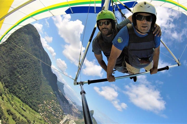 Paragliding & Hang Gliding Over Rio: Pedra Bonita Flights from São Conrado photo 1