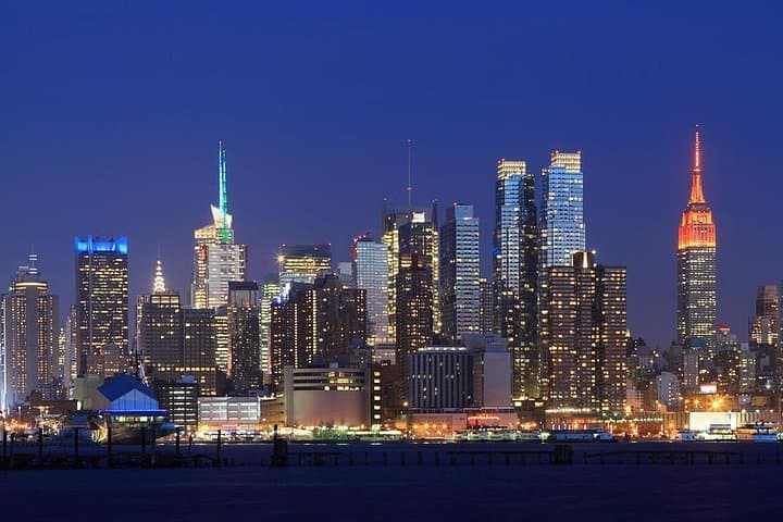 Private New York City Night Tour with Driver-Guide — Evening Skyline & Brooklyn Views photo 3