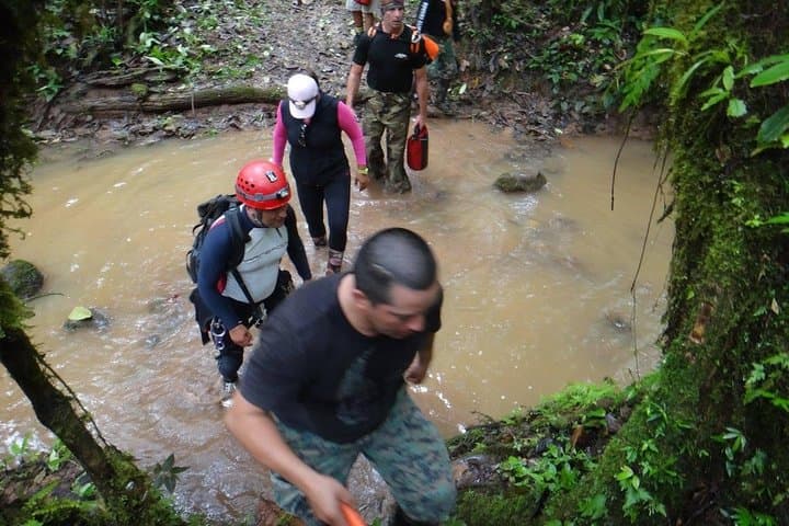Explore Los Tayos Cave: One-Day Jungle Tour to Mysterious Caverns and Light Wells photo 4