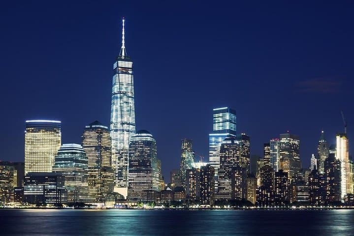 Private New York City Night Tour with Driver-Guide — Evening Skyline & Brooklyn Views photo 5