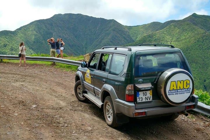 Sete Cidades Jeep Off‑Road Excursion with Lunch — São Miguel Crater Drive photo 4