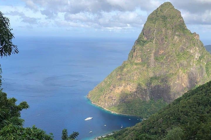 Island Life Tour: West Coast Scenic Drive from Castries to Soufriere photo 2