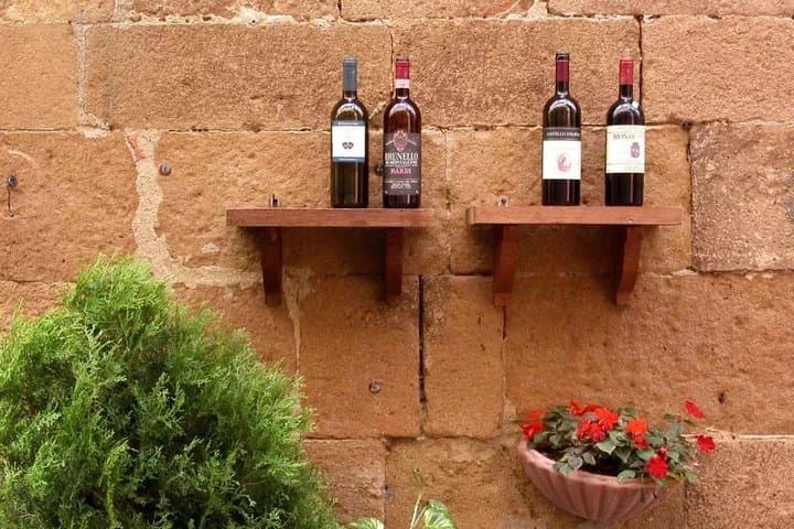 Brunello Day Trip from Florence: Montalcino Wineries & S. Antimo Abbey