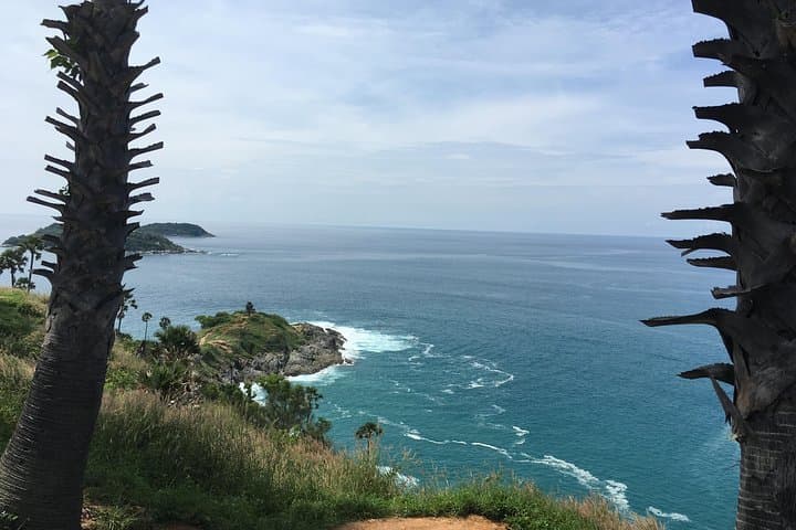 Phuket Full-Day City Tour: Big Buddha, Old Town & Tiger Park photo 3