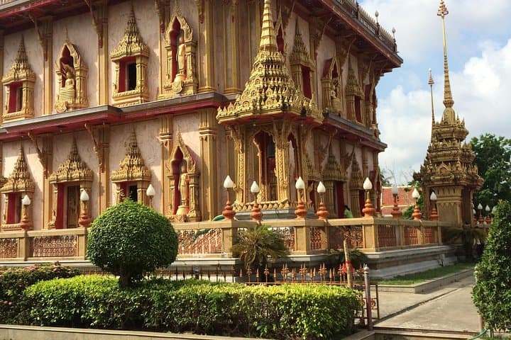 Phuket Full-Day City Tour: Big Buddha, Old Town & Tiger Park