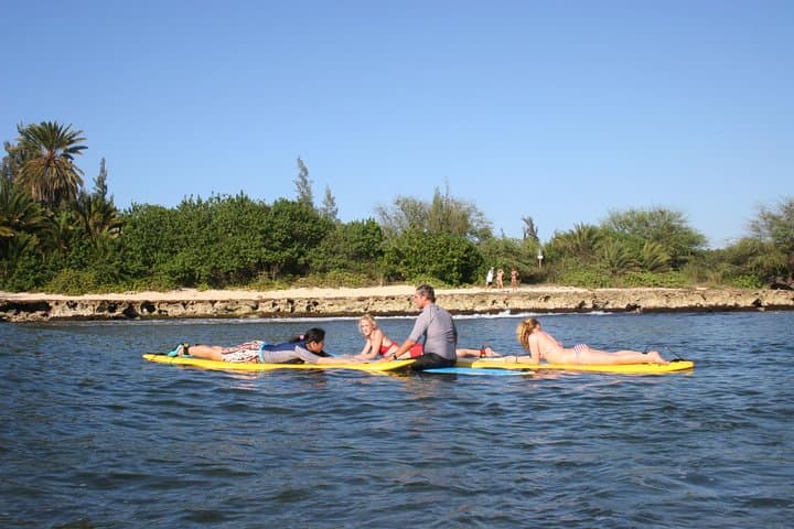 North Shore Beginner Surf Lesson: Learn to Surf on Oahu’s World-Famous Waves photo 3