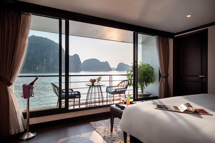 Mon Chéri 3-Day Luxury Cruise: Halong Bay & Cat Ba Adventure photo 4