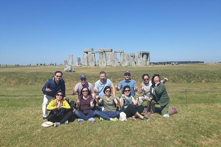 Southampton to Heathrow via Stonehenge & Windsor — Private Transfer with Skip-the-Line Tickets photo 3