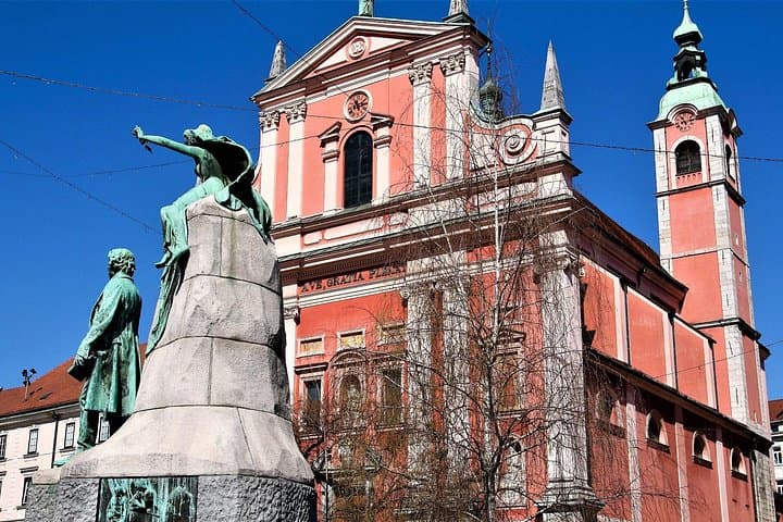 Ljubljana Green City Discovery Walk — Self-Guided Historical Adventure
