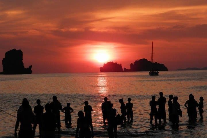 Hong Islands Sunset & Bioluminescent Plankton Night Trip from Krabi photo 3