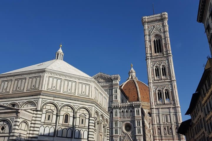 Private Heart of Florence Walking Tour Accademia Duomo Uffizi photo 2