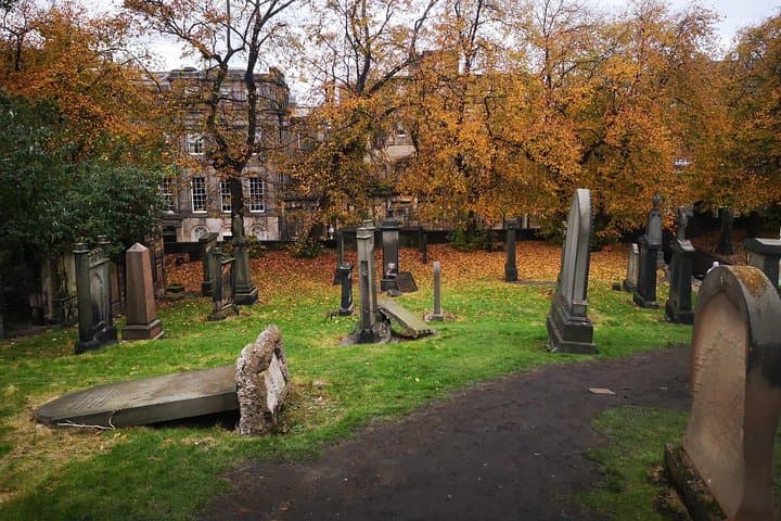 Edinburgh Obscure Adventure: Self-Guided Old Town Discovery Walk with Riddles photo 6