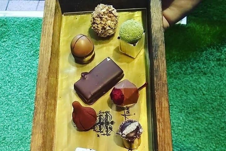 Savannah History, Coffee & Chocolate Walking Tour — Squares, Stories, and Tastes photo 5