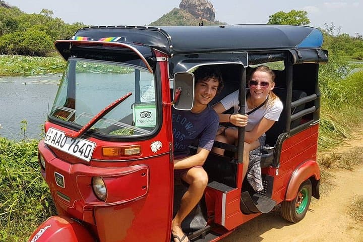 Sigiriya & Dambulla Day Tour: Climb Sigiriya Rock, Sunrise at Pidurangala and Dambulla Cave Temple photo 1
