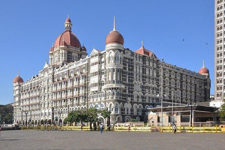 Mumbai One-Day Sightseeing Tour with Elephanta Caves, Gateway of India & Mani Bhavan photo 5