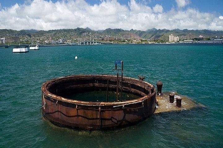 USS Arizona Memorial & Historic Honolulu Day Tour from Maui photo 2