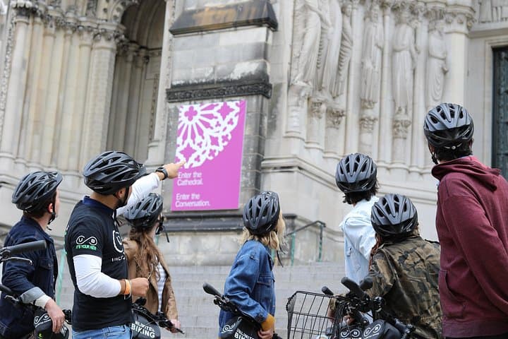 Ride Manhattan: 9-Mile Highlights Bike Tour from the Brooklyn Bridge photo 4
